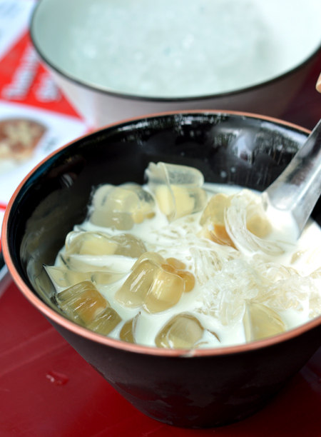 Chè rau câu caramen.