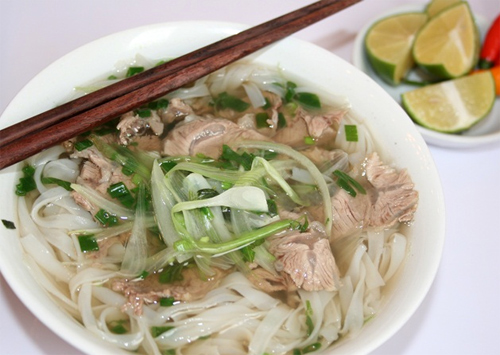 Phở KCC phố Trung Hòa
