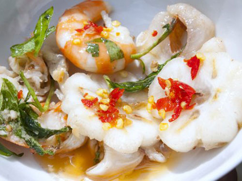 Gỏi măng cụt