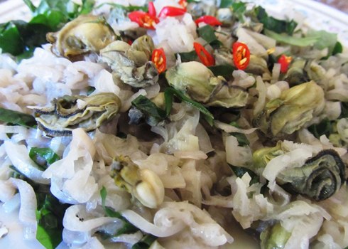 Hàu xào thân chuối non