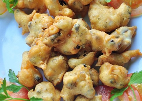 Dế cơm lăn bột chiên giòn