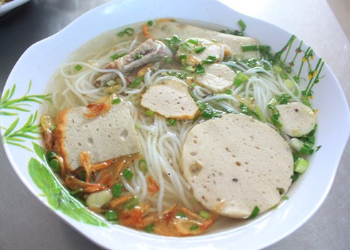 Bún mọc.