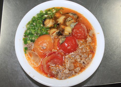 Bún riêu ốc.