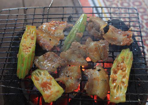 Thịt heo rừng Tây Nguyên nướng.