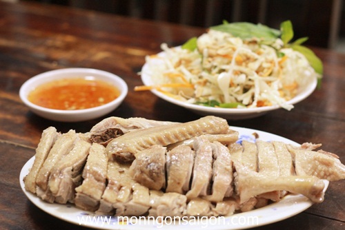 Món vịt luộc quen thuộc.