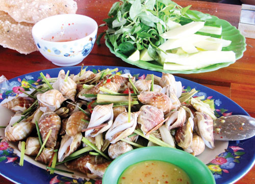 Thơm lừng ốc đực hấp sả 