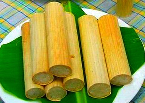  Cơm lam Lào