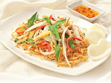 Món lạ: gỏi gà rau răm