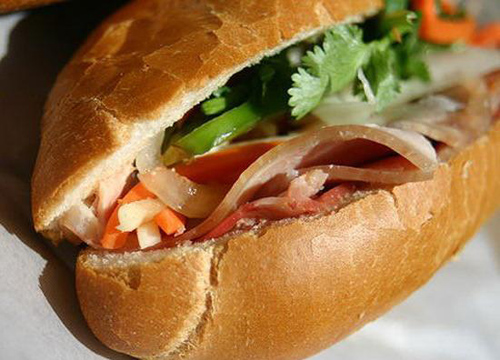 Bánh mì thịt chả Huỳnh Hoa