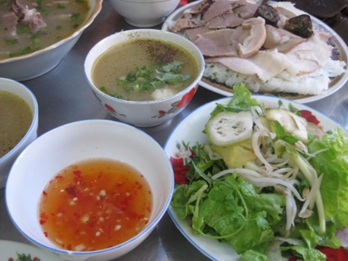 Bánh hỏi cháo lòng