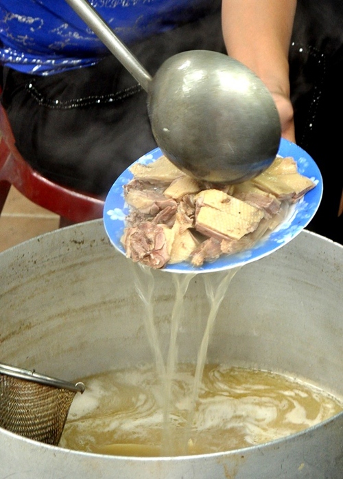 Vịt được luộc rất kỹ