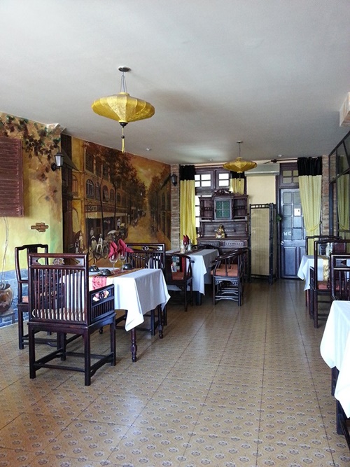 Không gian bún bò Huế 3A3