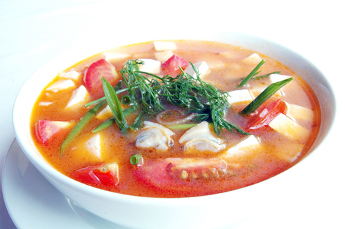 Canh nghêu thì là