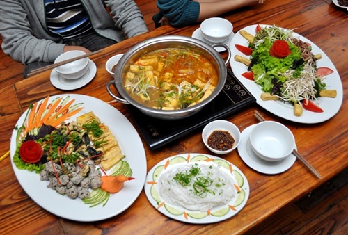 Lẩu riêu ốc
