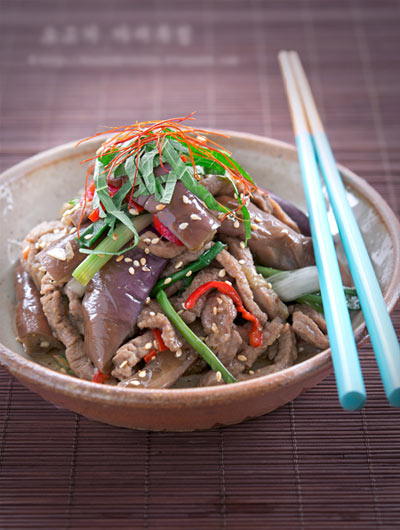 Thịt bò xào cà tím 