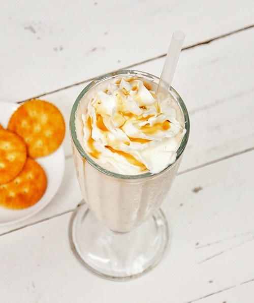 Apple pie ice blended, bánh táo đá xay, tươi giòn sảng khoái.