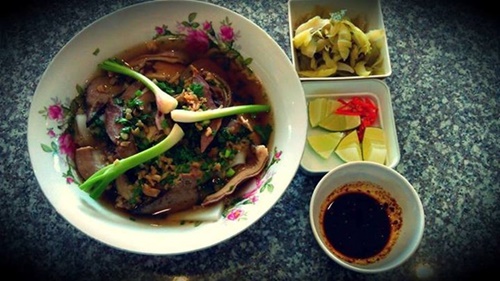Bánh canh TIều. Ảnh: Quán Ba Chấm