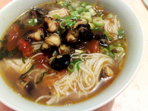 6. Bún riêu cua ốc Hưng Phú