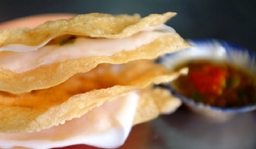 Bánh Bèo Bà Sáu cay nồng