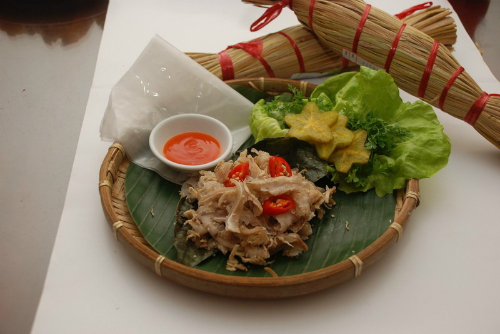3. Bún mắm nêm, tré quán Bích Liên