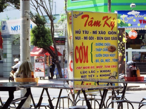 Quán ăn Tâm Ký có thực đơn phong phú