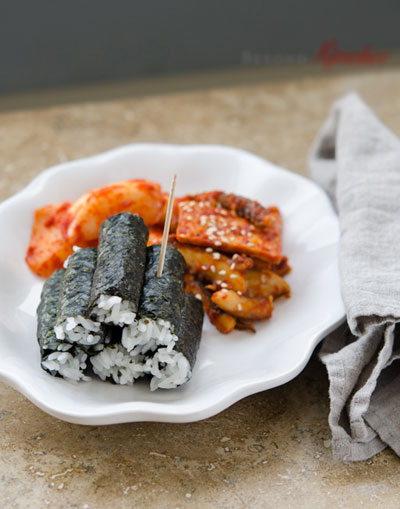 Kimbap mực và chả cá 