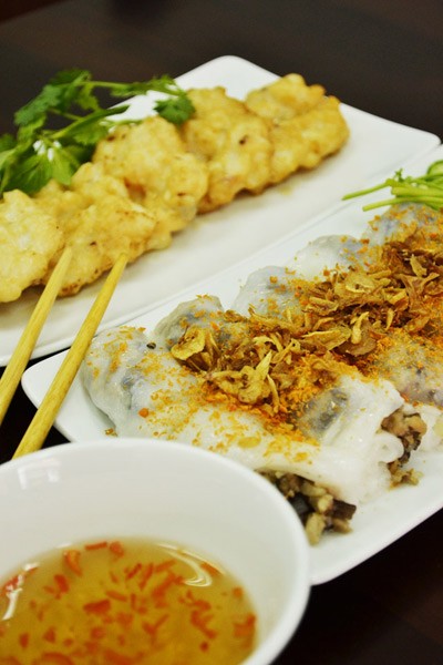 Bánh cuốn chả mực