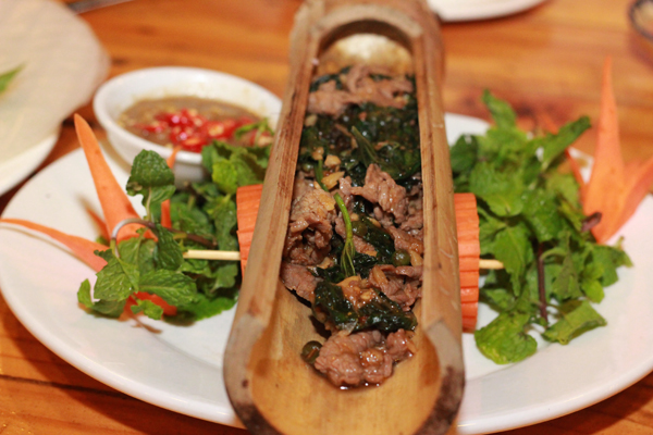 4. Bò nướng ống