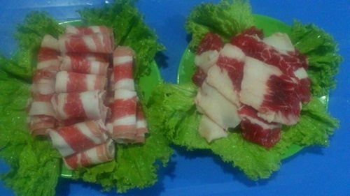 Ăn lẩu gầu bò giữa trời hè Hà Nội