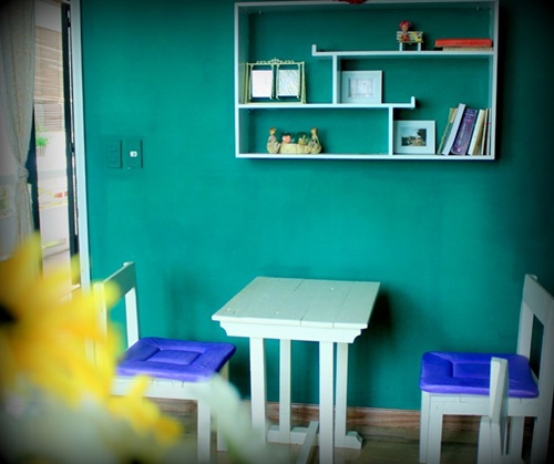 Những món đồ hoài niệm ở cà phê nhà kho 