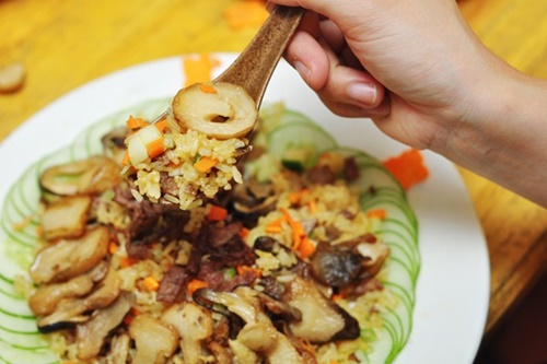 Quán ăn gây nghiện với dân công sở phố Lò Đúc