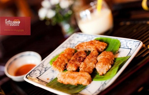 Thưởng thức bún chả nem ngon tại Bún Nam