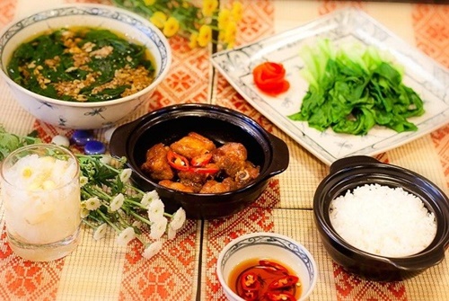 Thưởng thức bún chả nem ngon tại Bún Nam