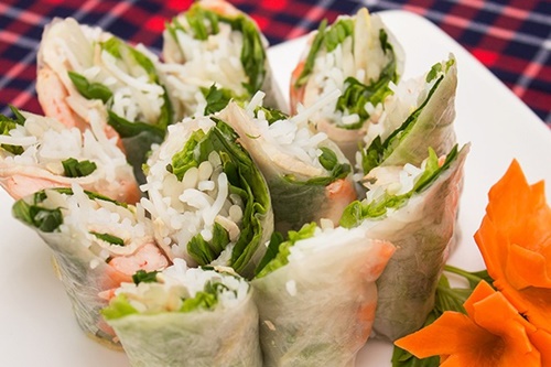 Tới nhà hàng món Âu ăn bánh xèo A Phủ 