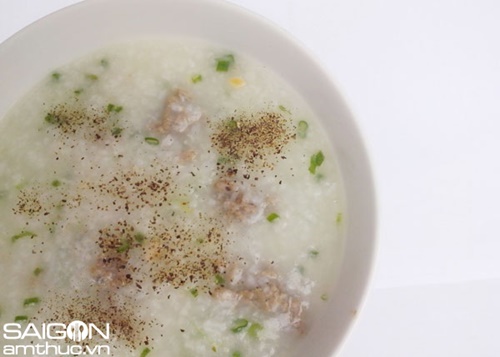 Ấm lòng cháo nhái ngày mưa