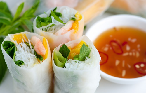 Bánh tráng cuộn tôm, món ăn tuyệt vời cho ngày hè
