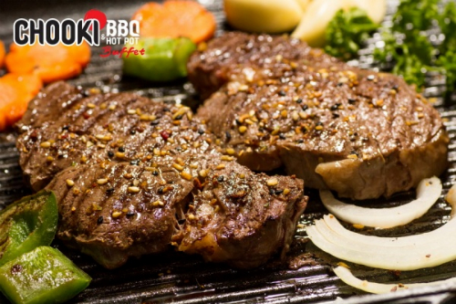 BBQ buffet phong cách nướng Teppanyaki