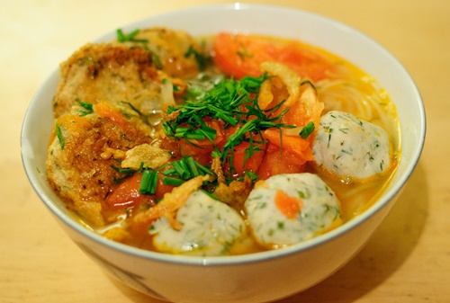Bún chả cá Quy Nhơn, đậm đà hương vị biển