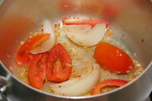 Canh cá điêu hồng nấu ngót 