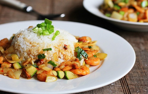 Cơm tôm xào sốt teriyaki thơm ngon 