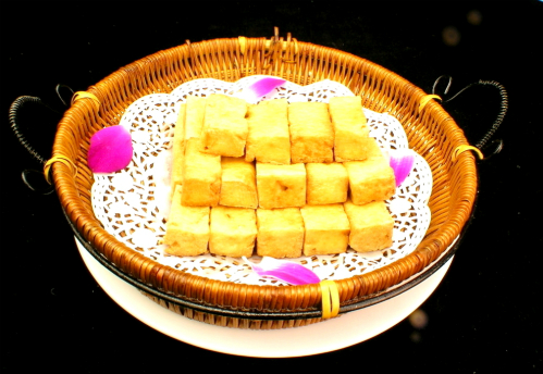 Đậu hũ chiên giòn sốt hải sản