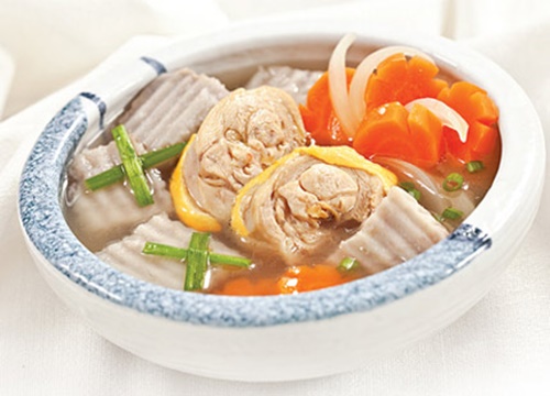 Đổi gió mùa hè với canh khoai môn
