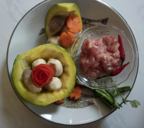 Đổi vị với bí ngô xanh xào thịt