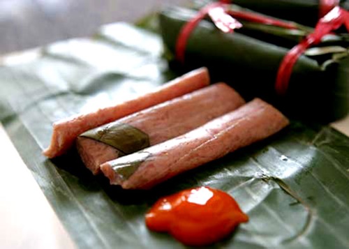 Đủ vị nem chua Thanh Hóa