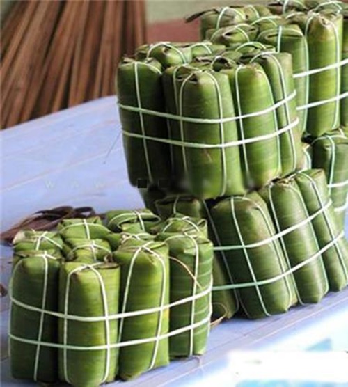 Đủ vị nem chua Thanh Hóa