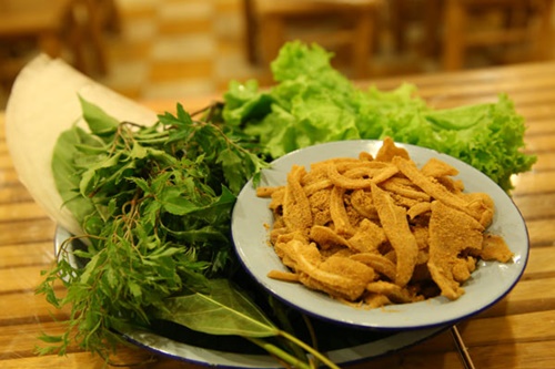 Góc nhỏ đủ món ngon Hà Nội giữa Sài Gòn