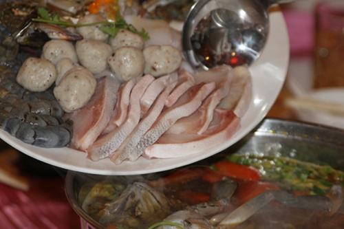 Lẩu cua đồng – Món ngon khó cưỡng của người miền Tây