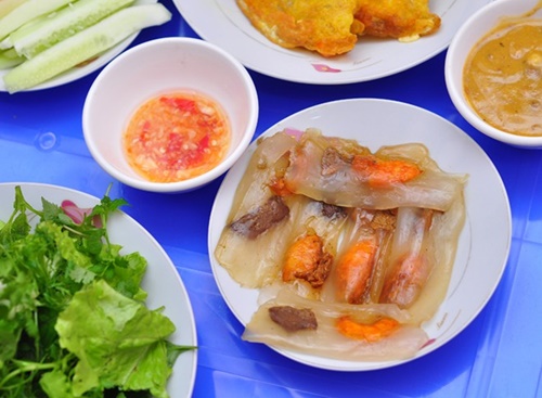 Bánh bột lọc nhân tôm xứ Huế