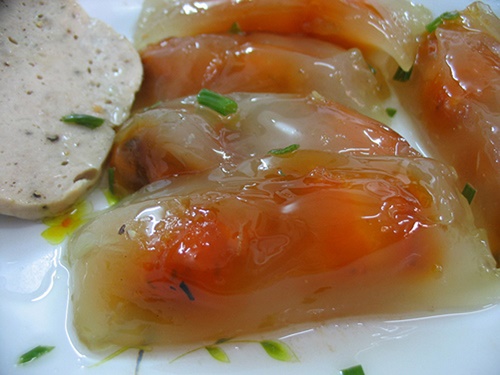 Bánh bột lọc nhân tôm xứ Huế