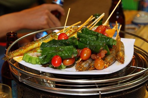 Ngon miệng, đã mắt với quán nướng Lò Đất BBQ